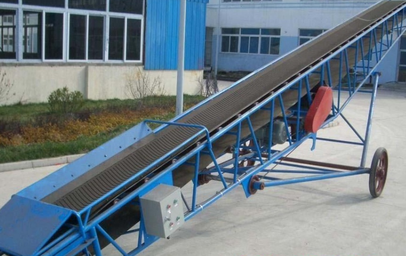 帶式輸送機(jī)都有哪些部分組成？