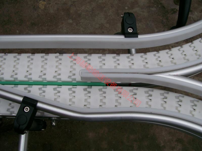 擋板板式輸送機(jī)、不銹鋼面板輸送機(jī)、提升板鏈輸送機(jī)